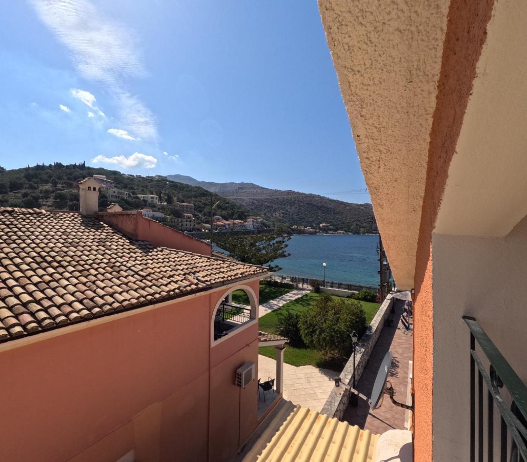 Villa Nelli Kassiopi Exteriör bild
