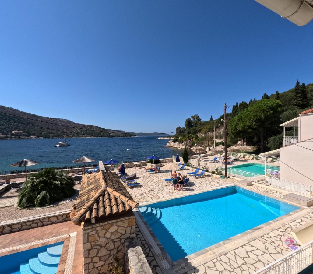 Villa Nelli Kassiopi Exteriör bild
